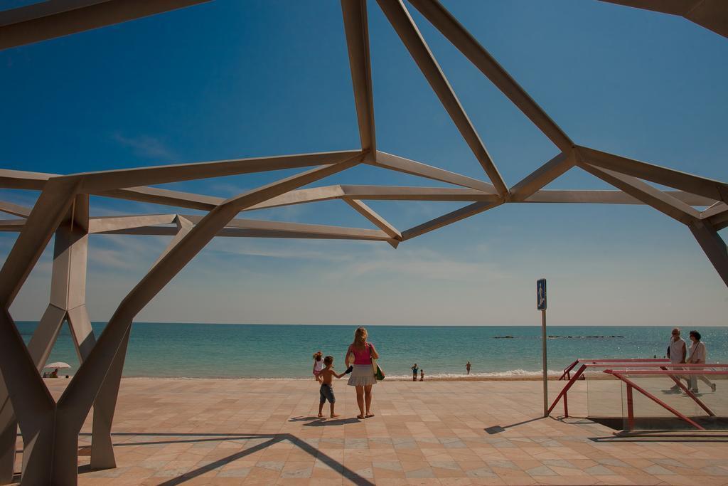 Hotel Rh Vinaros Playa & Spa 4* Sup Екстериор снимка